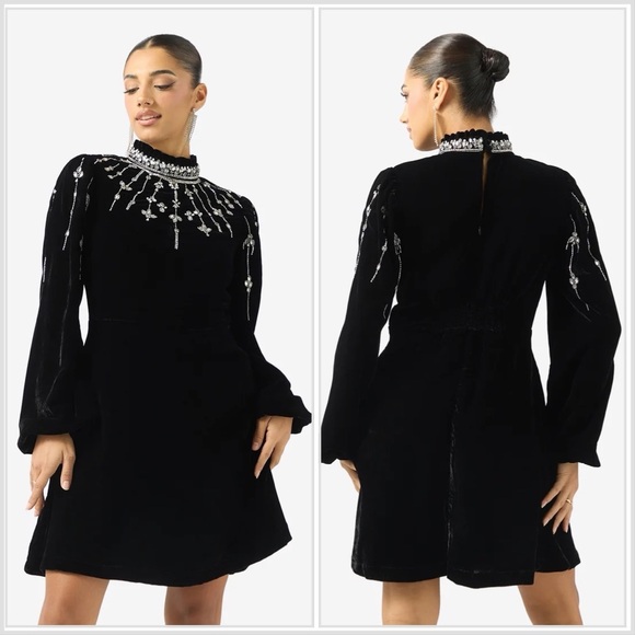 NWT Hope & Ivy Embellished High Neck Zadie Velvet Mini Dress sz 12